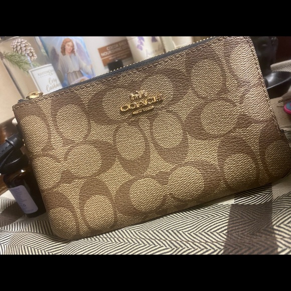 SOLD💕 - Picture 4 of 14